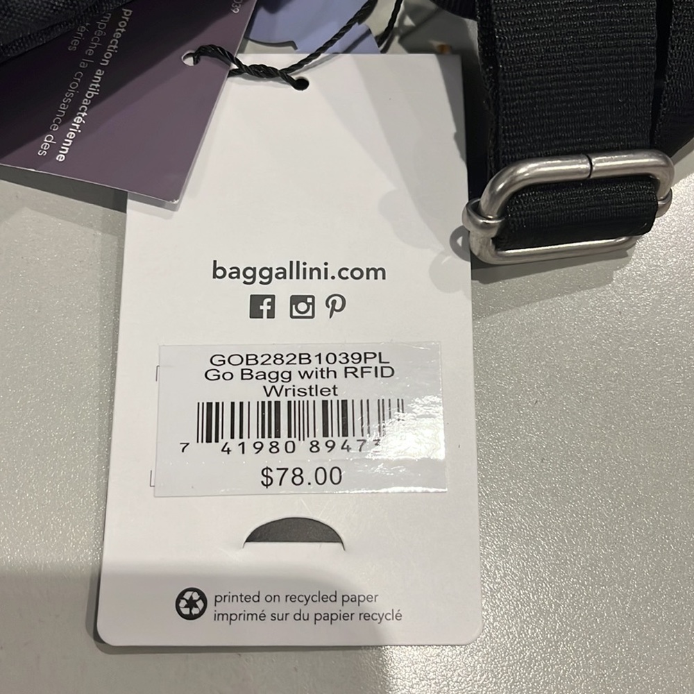 BAGGALLINI New Classic Go Bagg - Onyx Floral - includes RFID phone wristlet. - Picture 2 of 16